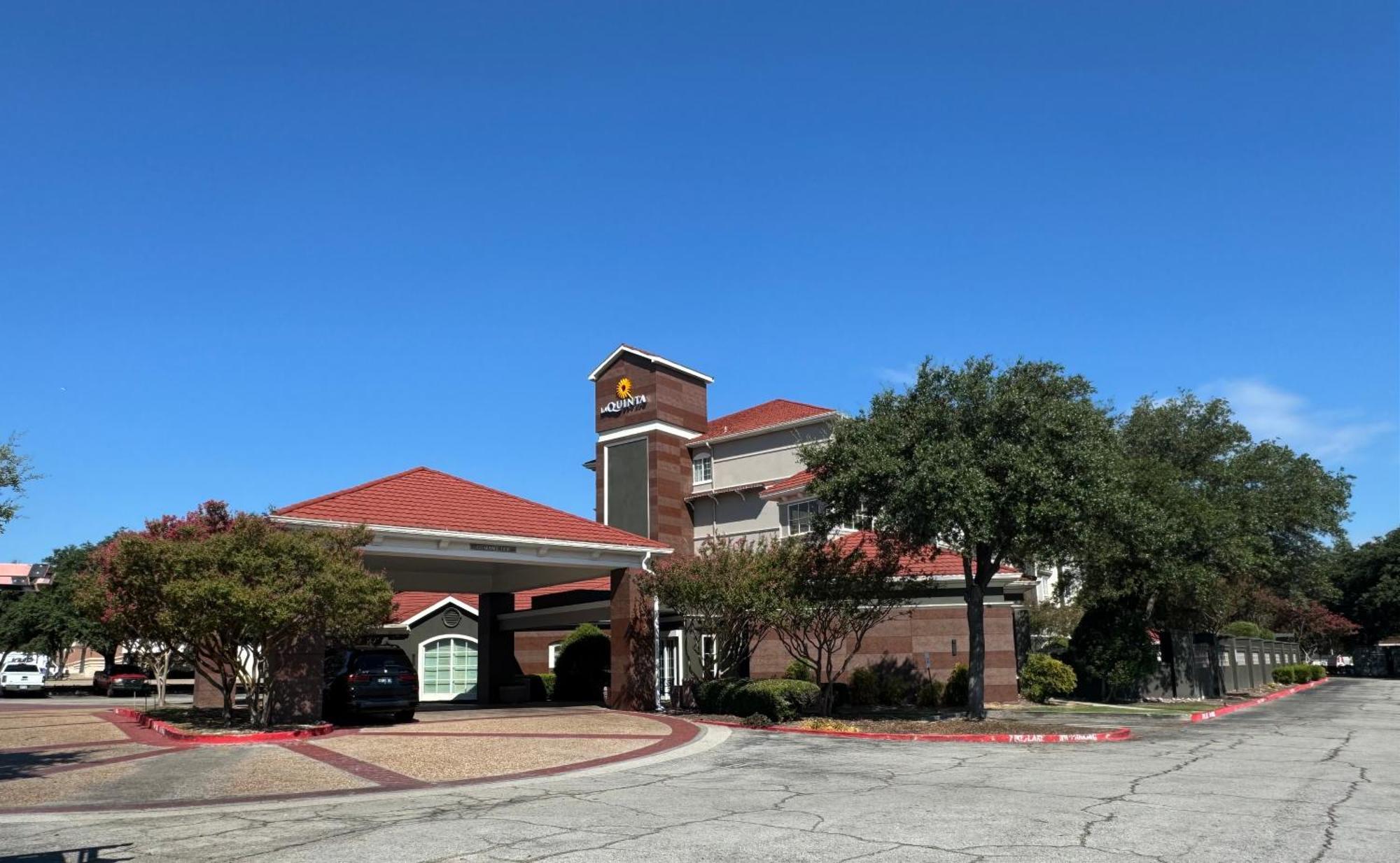 Hotel La Quinta By Wyndham Dallas South Arlington