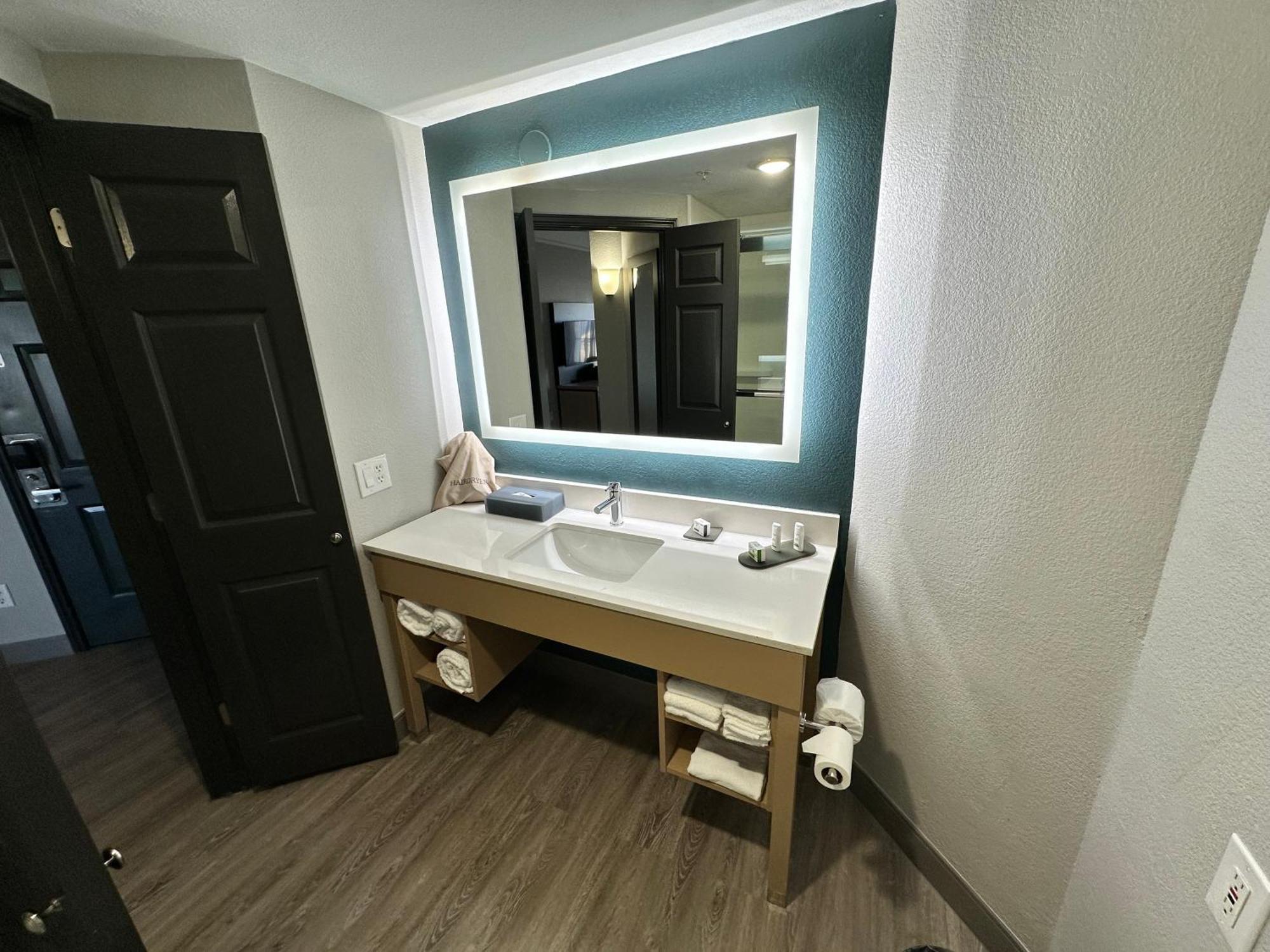 La Quinta By Wyndham Dallas South 3*